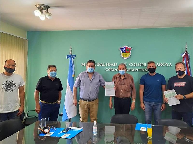 Cheques a clubes caroyenses