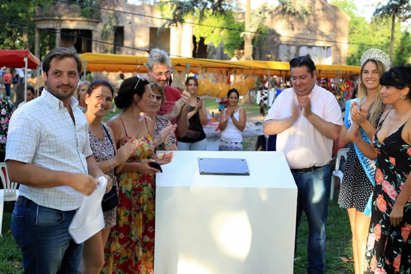 Piedra Fundamental Parque Guyón