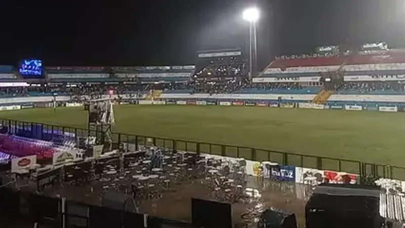 Anfiteatro con lluvia