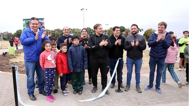 Plaza Aires de Caroya