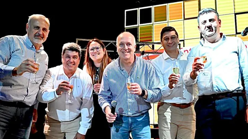 Ciprián con intendesntes radicales
