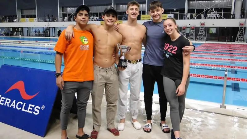 Nadadores de Jesús María