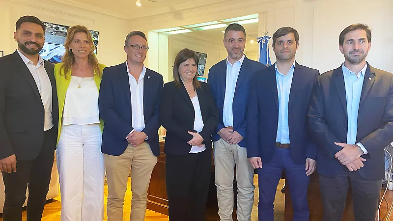 Zárate con Bullrich