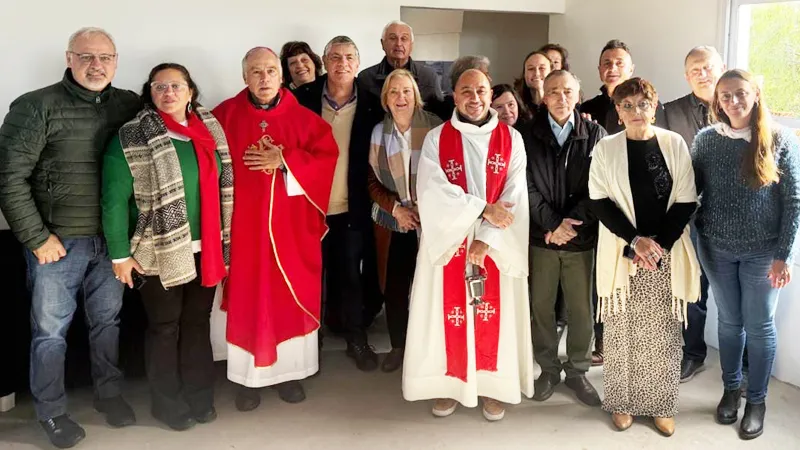 Visita de Obispo Auxiliar a Sinsacate