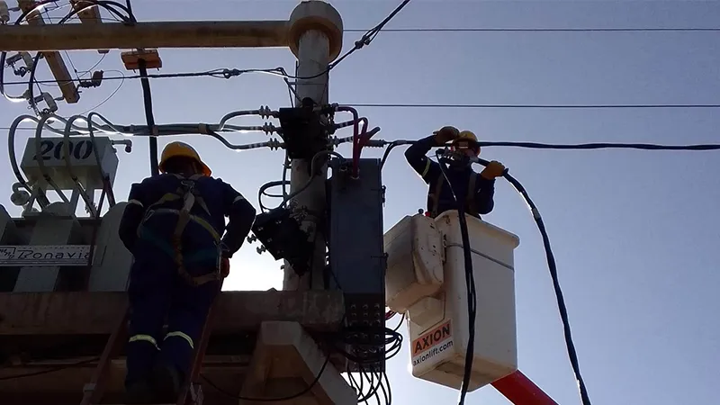 Reparación de transformador