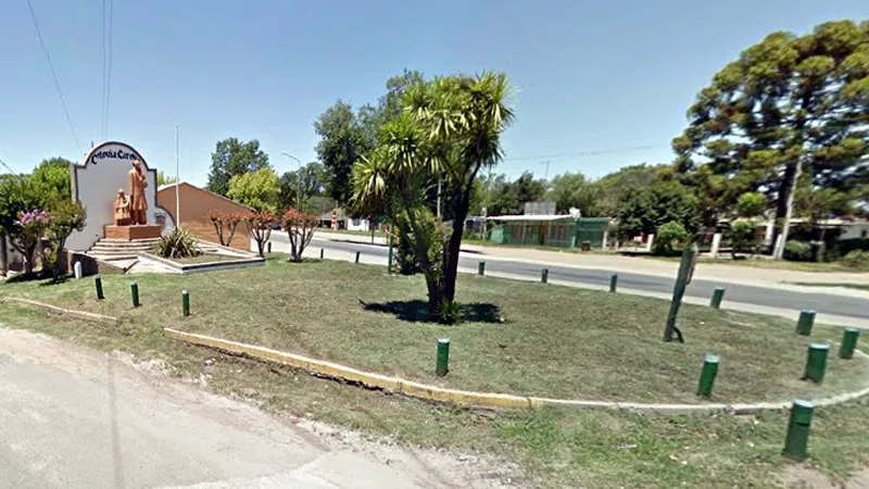 Plazoleta con San Martín abuelo