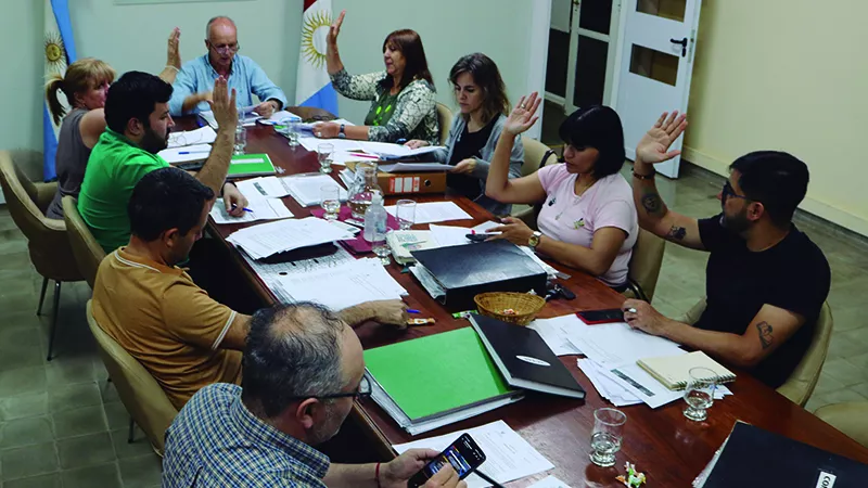 HCD CC vota por mayoría
