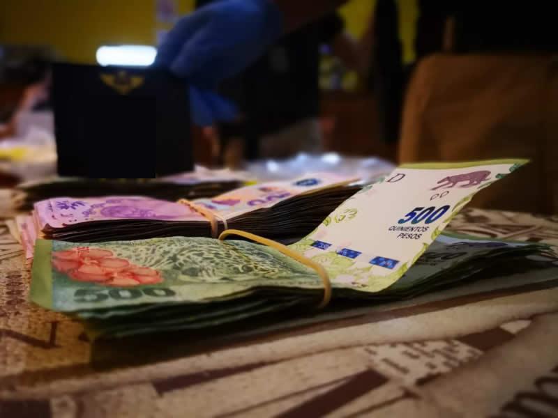 Dinero robado