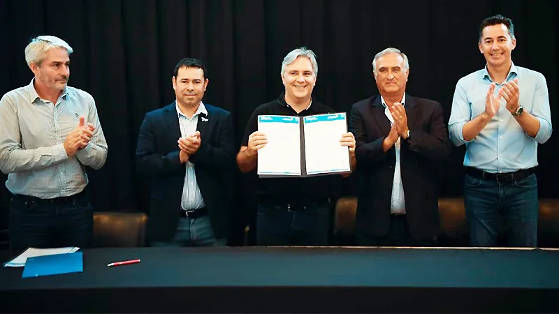 Llaryora en San Francisco del Chañar