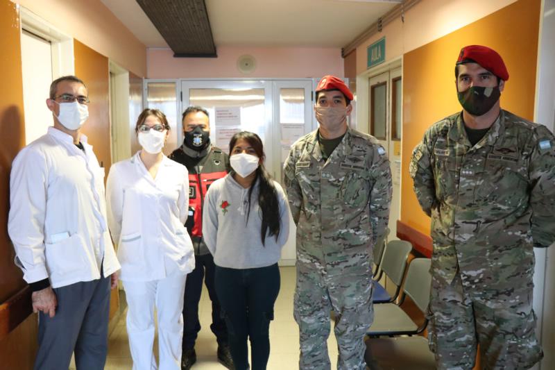 Voluntarios en el COE