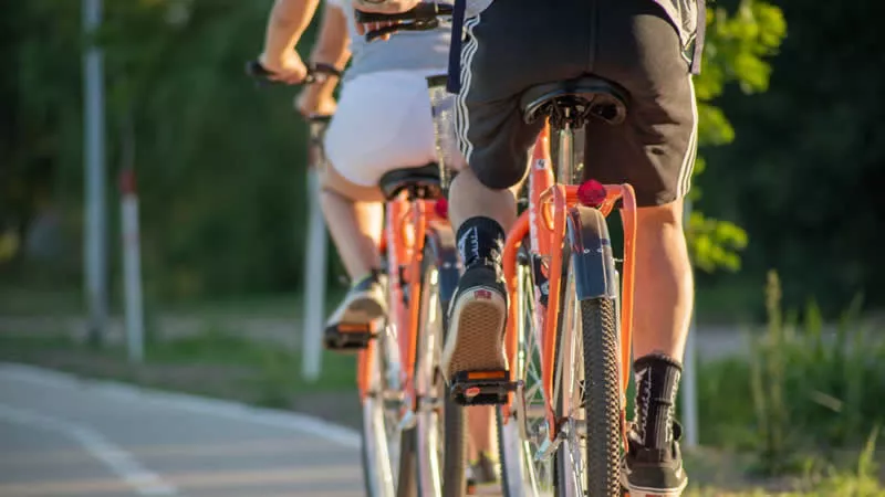 Andando en bicicleta