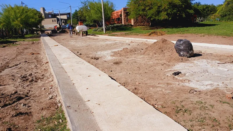 Cordón cuneta en Sinsacate