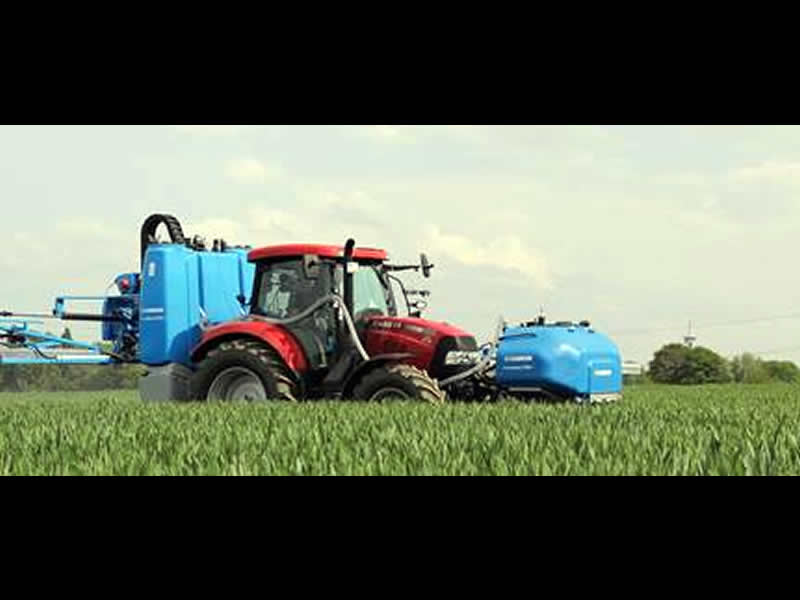 Pulverizadora terrestre