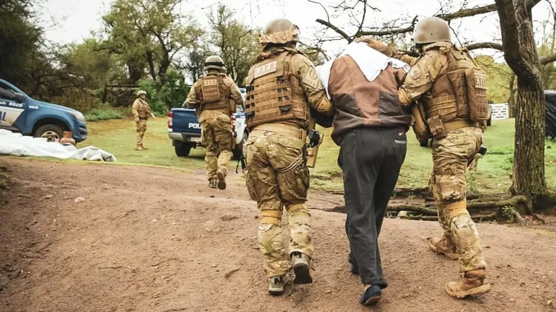 Detenciones en Ischilín