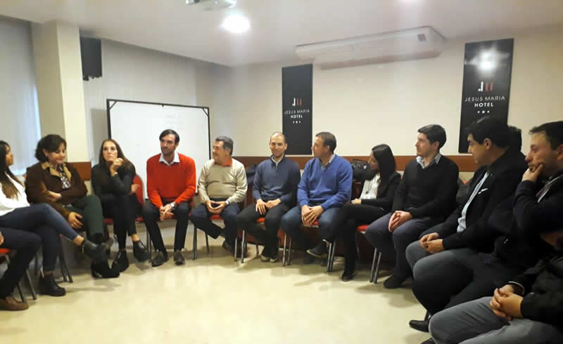 Radicales y Peronistas con Picat