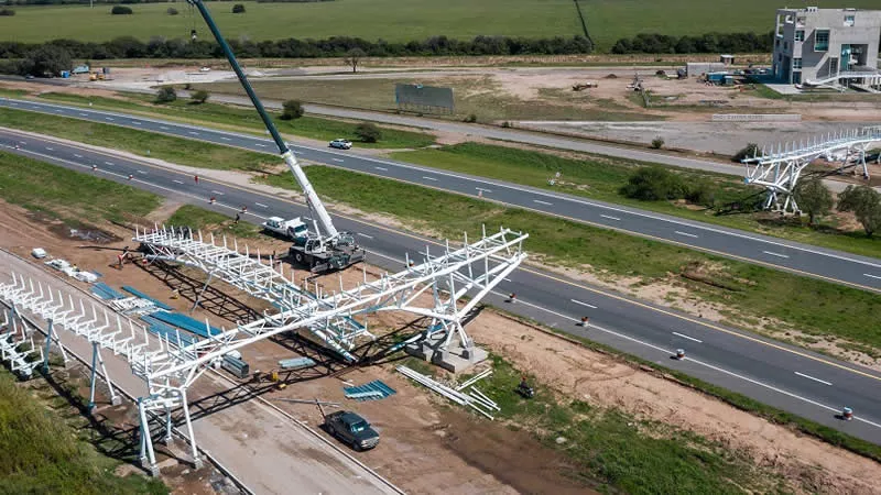 Pasarela en Juárez Celman