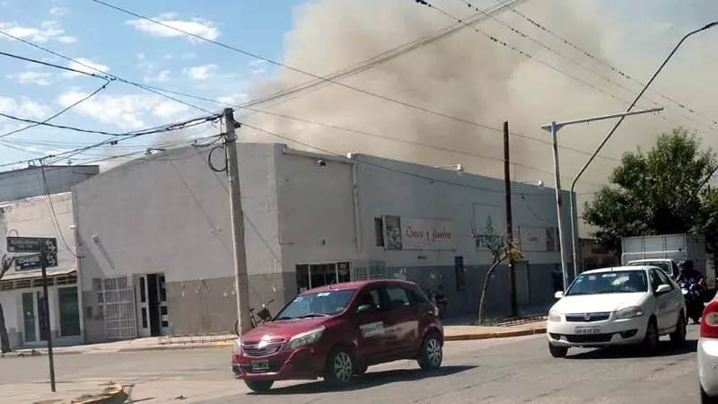 Incendio Super Almacor