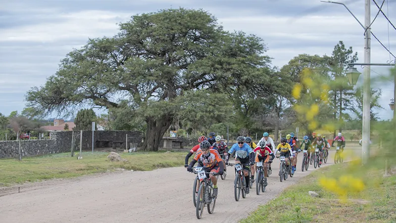 Ciclismo en Sinsacate 3