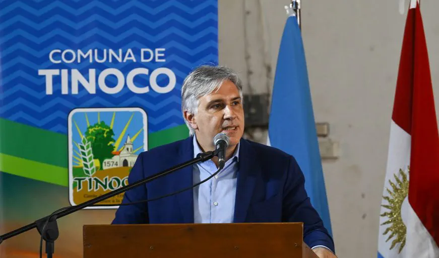 Llaryora en Tinoco