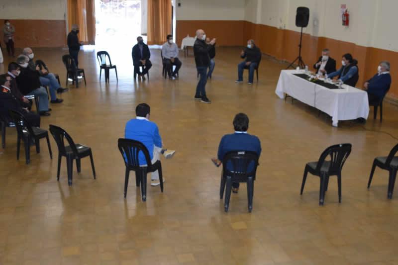 Reunión en el Dpto Totoral