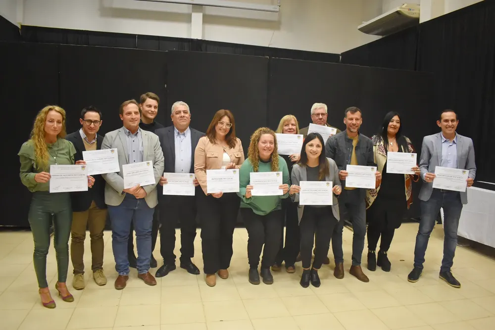 Autoridades proclamadas Caroya