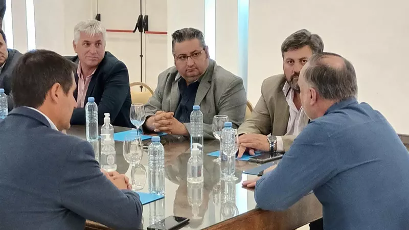 Dinero para Parque Industrial CC