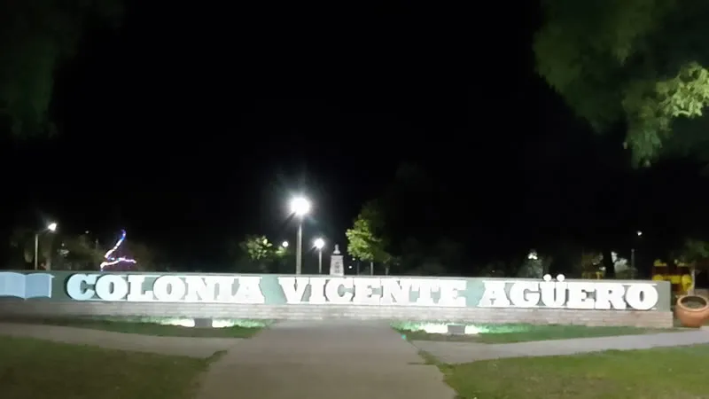 Colonia Vicente Agüero plaza