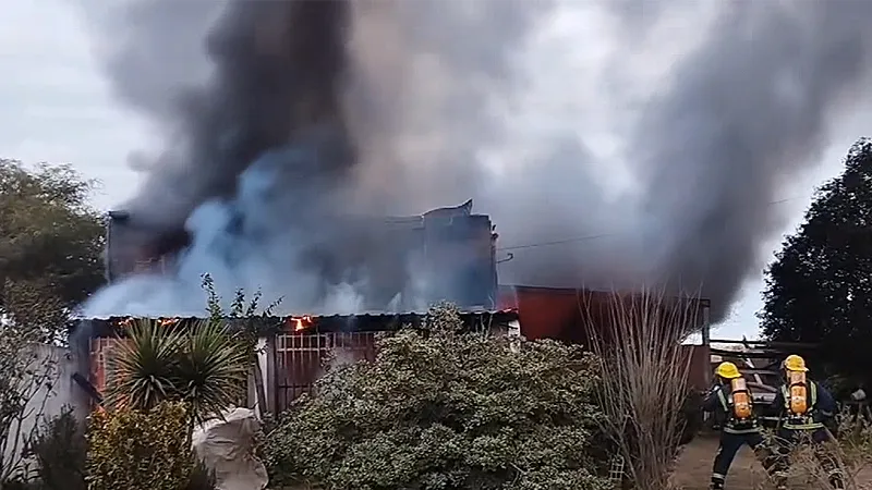 Incendio en Colonia Caroya