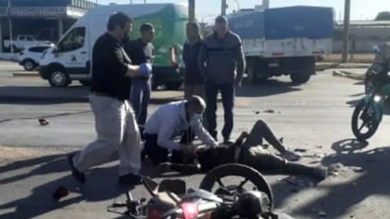 Hecho de tránsito con moto
