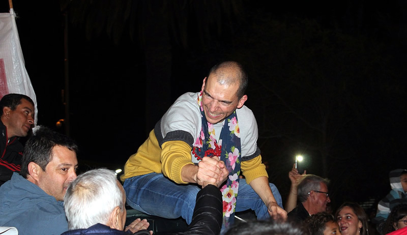 Luis Picat festeja