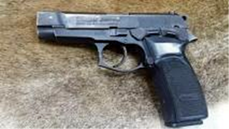 Pistola Bersa secuestrada