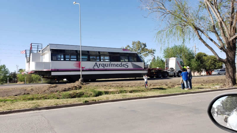 Transporte de catamarán