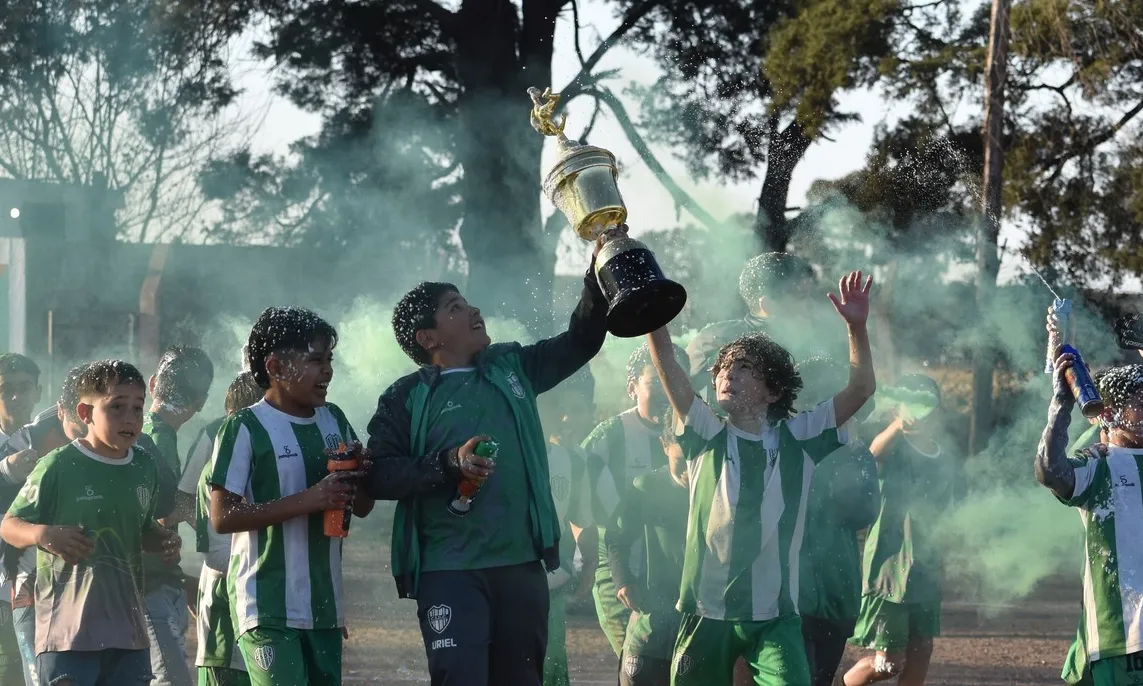 dep colon campeon