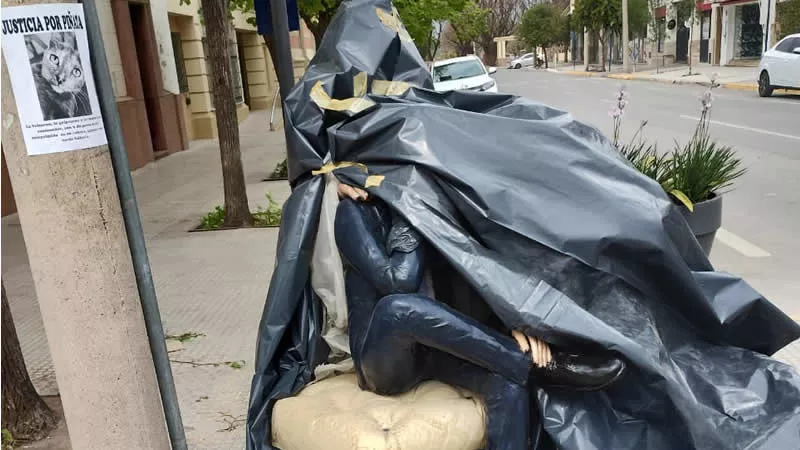 Escultura de poetas