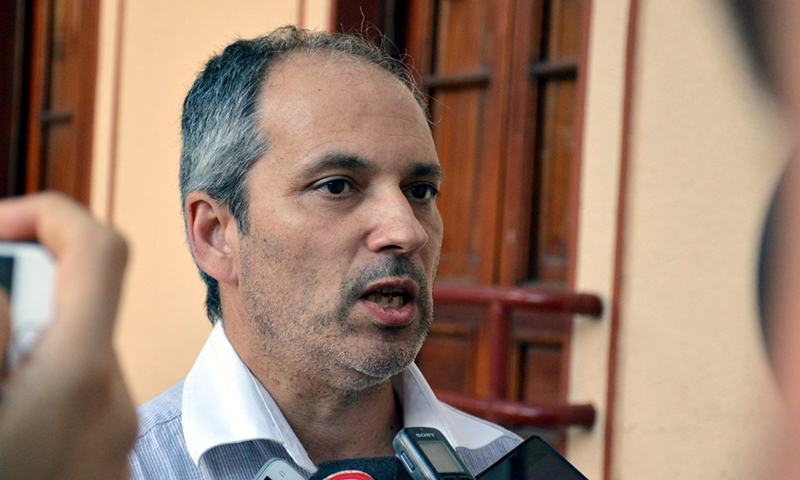 Oscar Vanella antenas