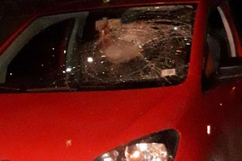 Auto apedreado en B° Norte