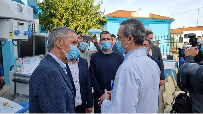 Schiaretti en el Hospital Vicente Agüero
