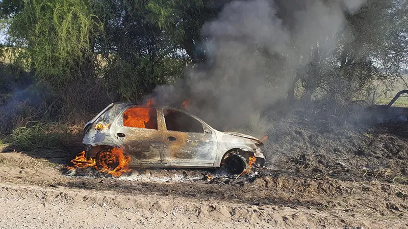 Auto quemado