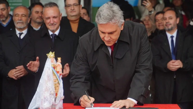 Llaryora en Salsipuedes