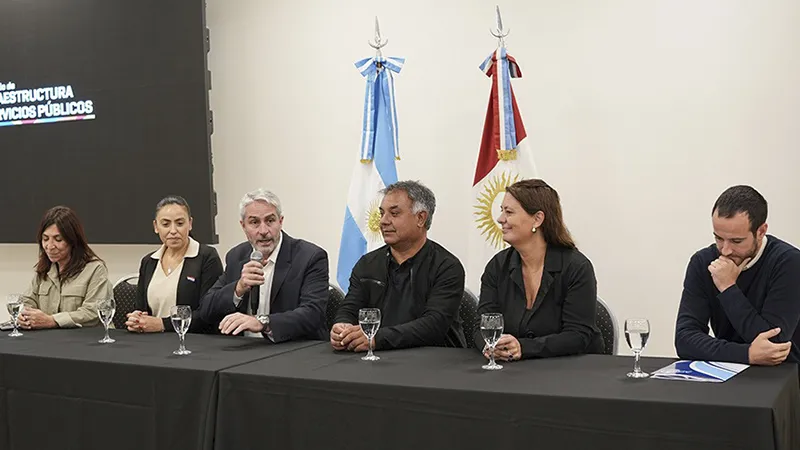 Agua para El Manzano