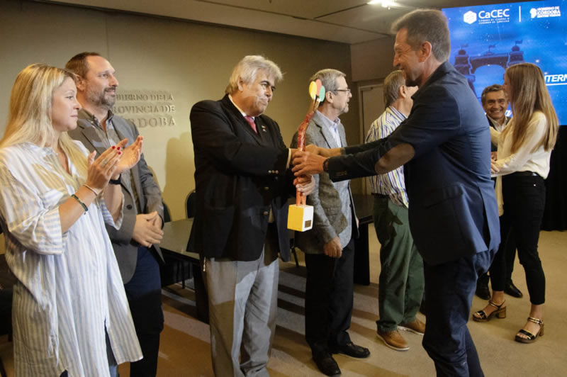 Premio a Oscar Pemán