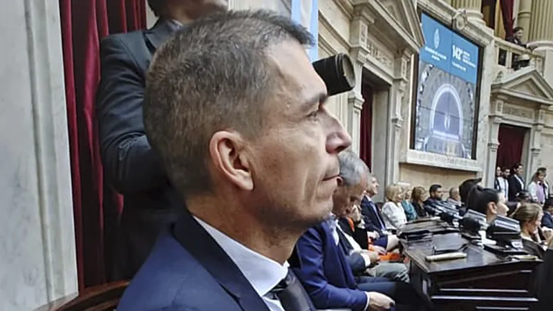 Luis Picat en el Congreso